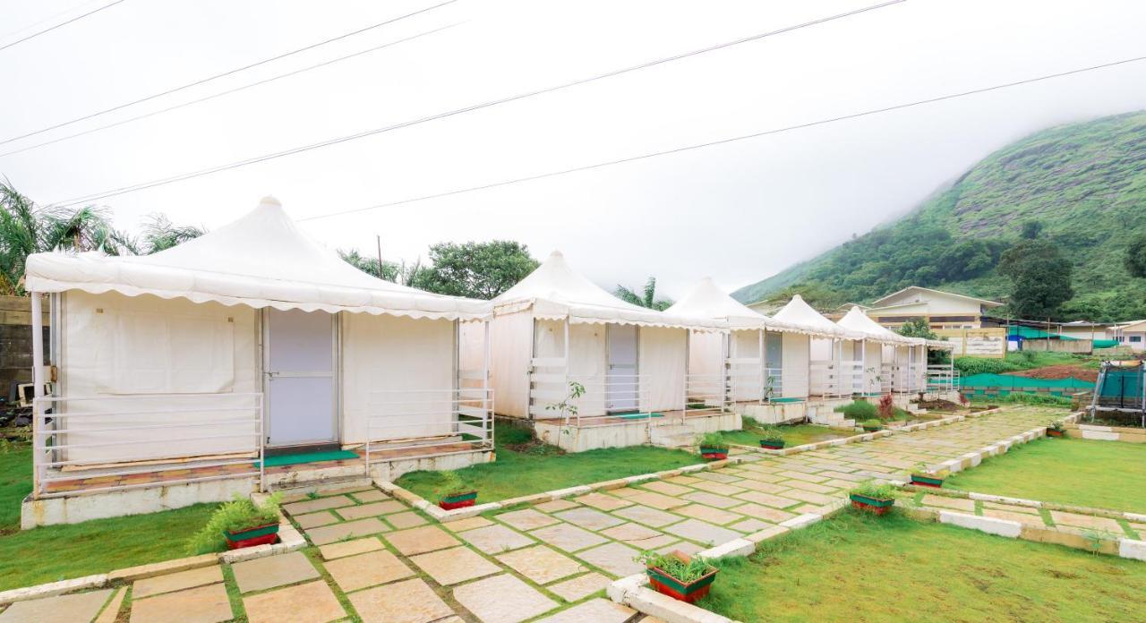 1 India Resort, Igatpuri Esterno foto